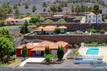 Villa Cerca Roja