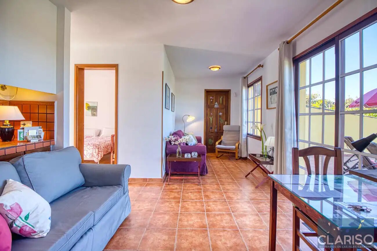 Casa El Salto: Ferienhaus auf einer Avocadofinca mit Pool in Los Llanos de Aridane auf La Palma