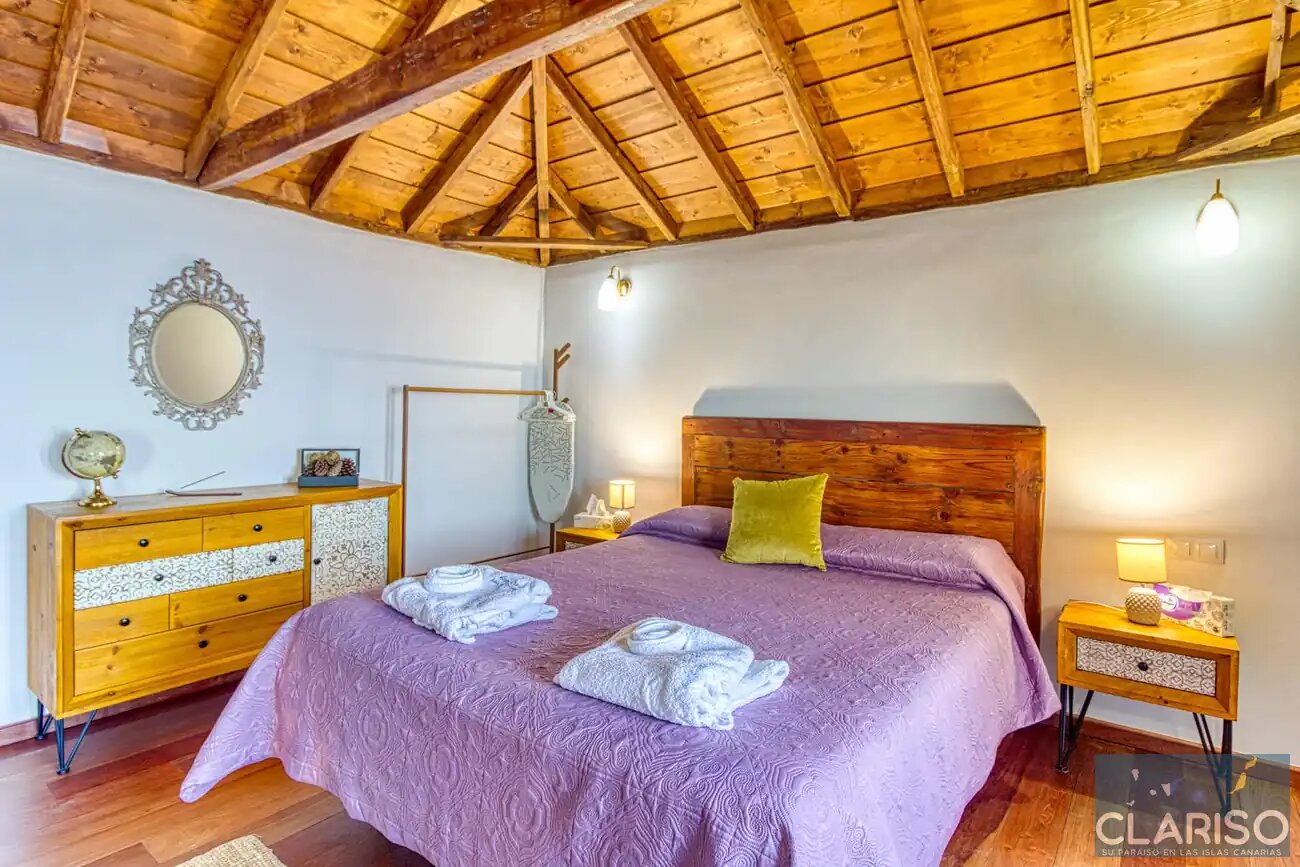 Casa Rural Quinta Los Naranjos: Kanarisches Landhaus mit Teaholz-Decke und Inselpanorama in Villa de Mazo auf La Palma