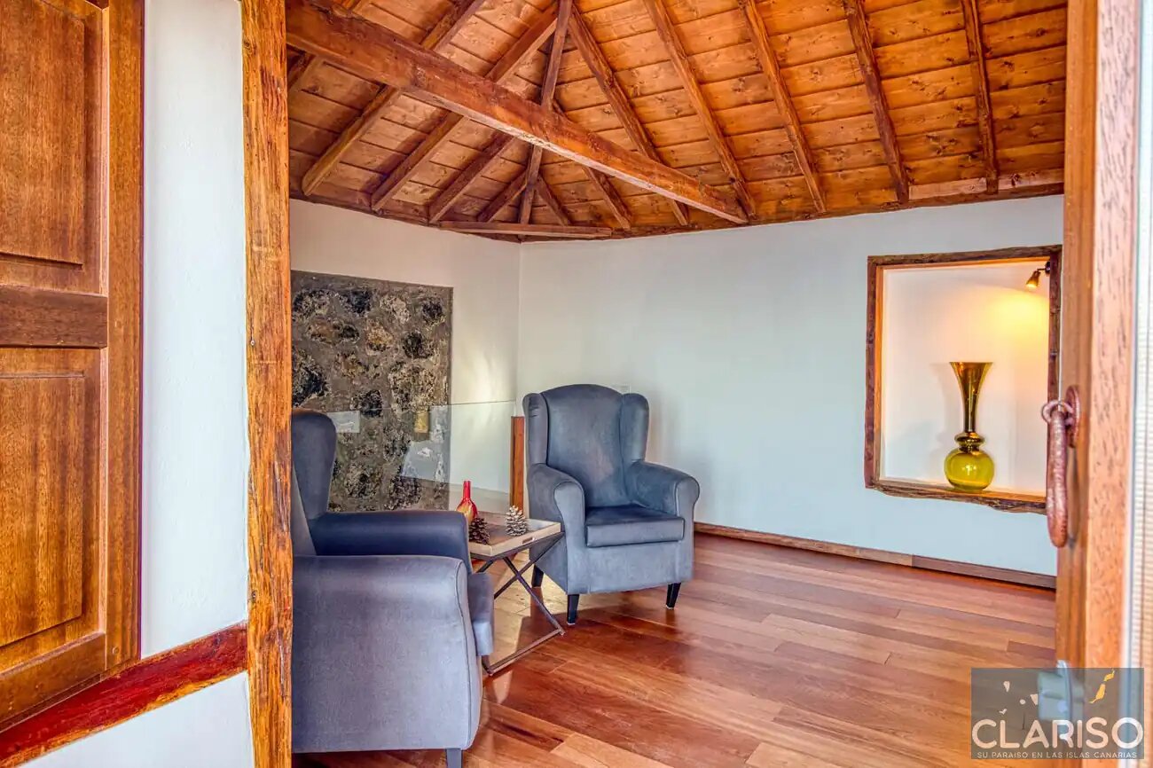 Casa Rural Quinta Los Naranjos: Kanarisches Landhaus mit Teaholz-Decke und Inselpanorama in Villa de Mazo auf La Palma