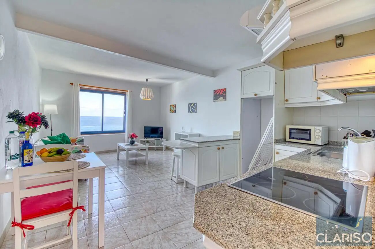 Apartamentos La Bayana 7: Penthouse-Ferienwohnung direkt am Atlantik nahe Puerto Naos auf La Palma