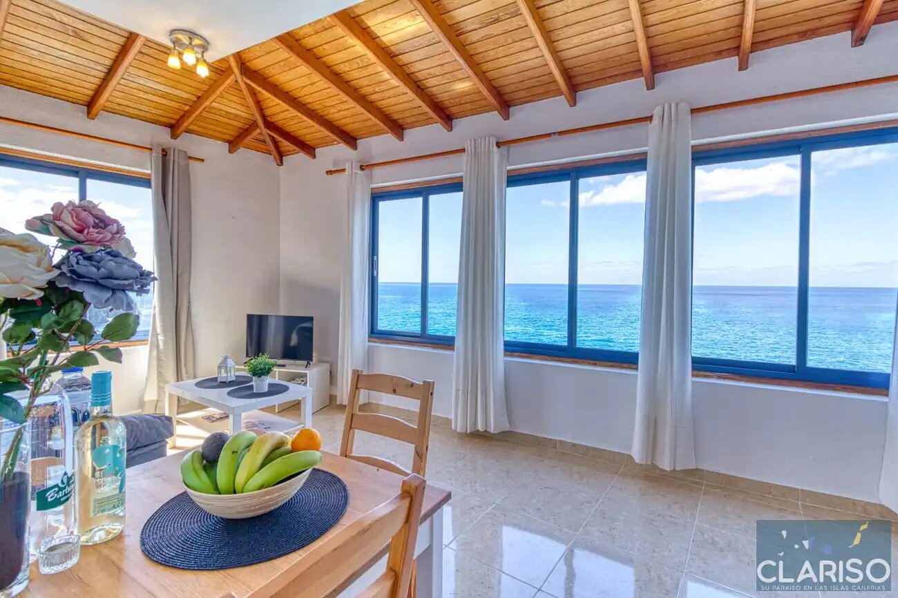 Apartamentos La Bayana 8: Ferienwohnung mit bestem Meerblick direkt am Atlantik nahe Puerto Naos auf La Palma
