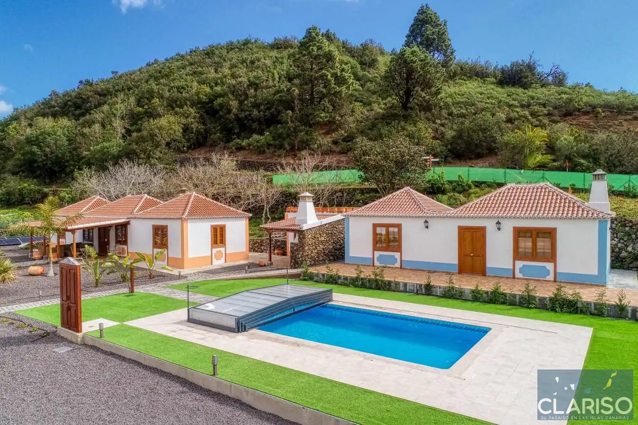 Casa Antonio Villas Morera: Ferienhaus mit solargeheiztem Pool unter Montaña de la Breña in Breña Baja auf La Palma