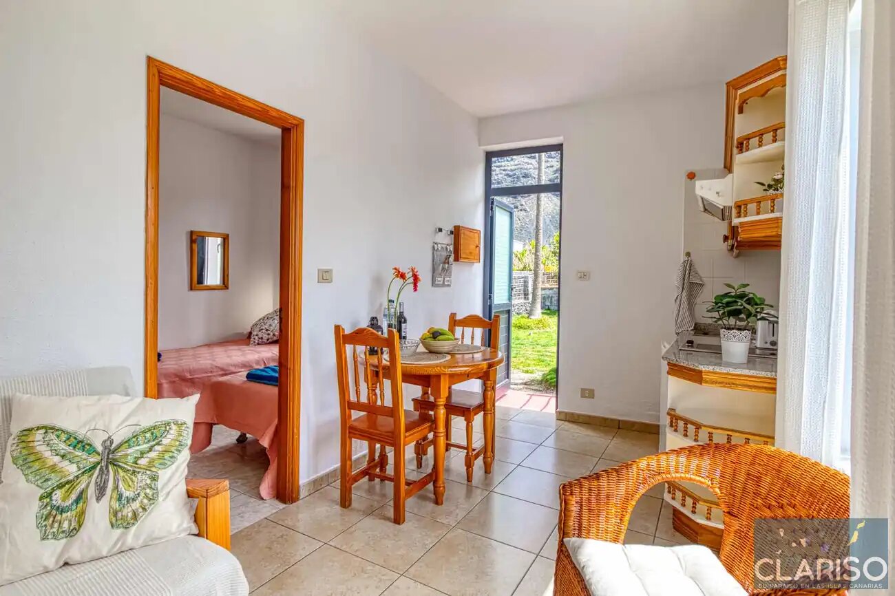 Apartamentos La Bayana 6: Ferienwohnung mit Meerblick direkt am Atlantik nahe Puerto Naos auf La Palma