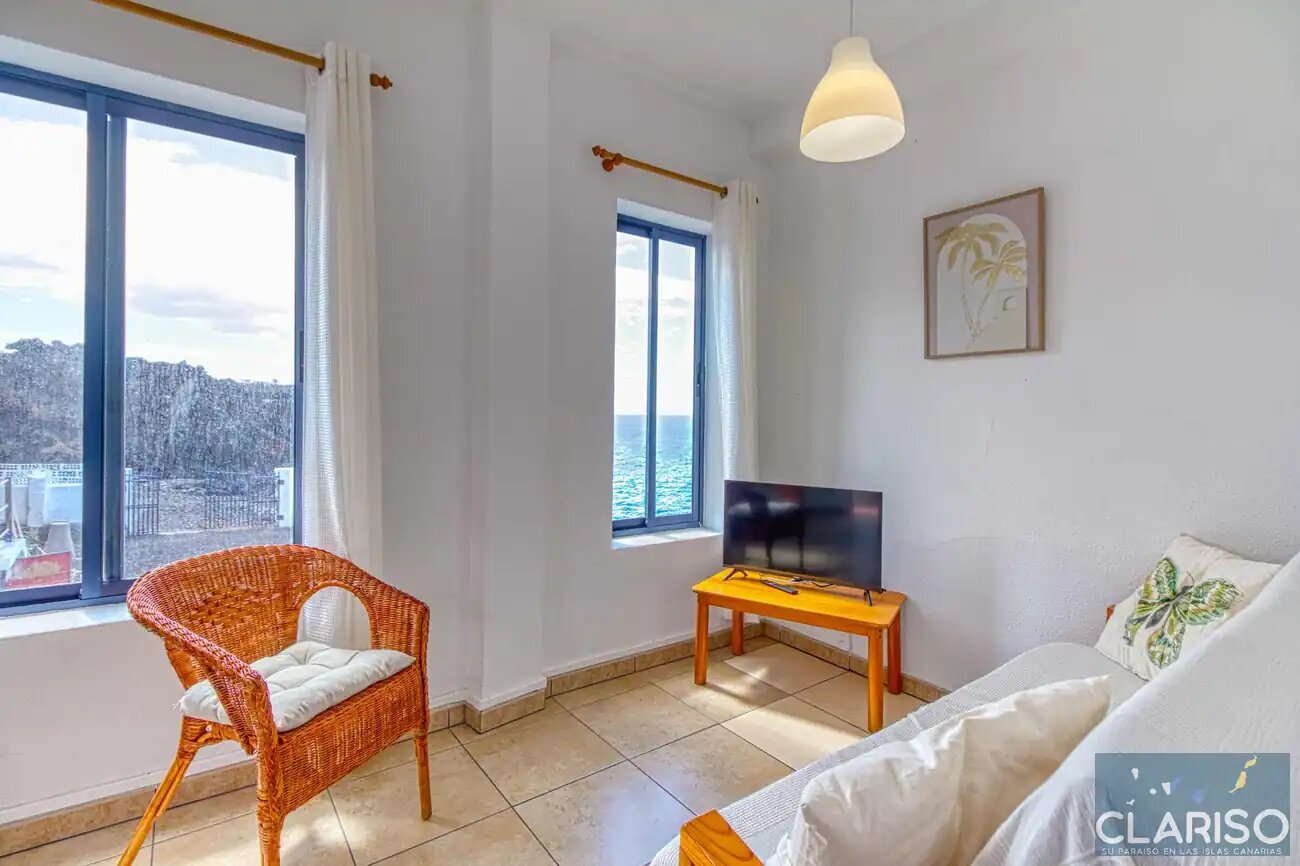 Apartamentos La Bayana 6: Ferienwohnung mit Meerblick direkt am Atlantik nahe Puerto Naos auf La Palma