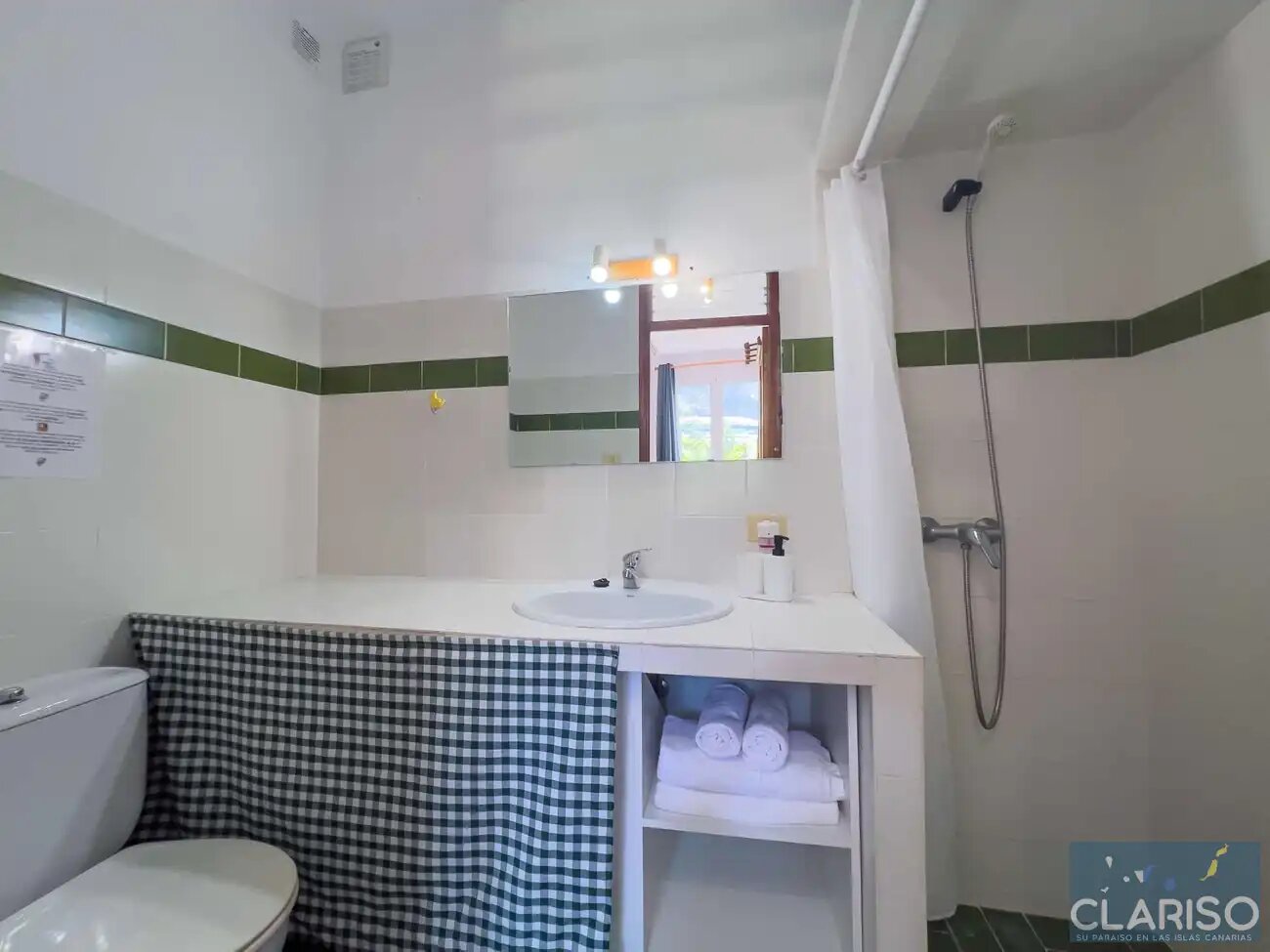 Apartamentos La Bayana 6: Ferienwohnung mit Meerblick direkt am Atlantik nahe Puerto Naos auf La Palma