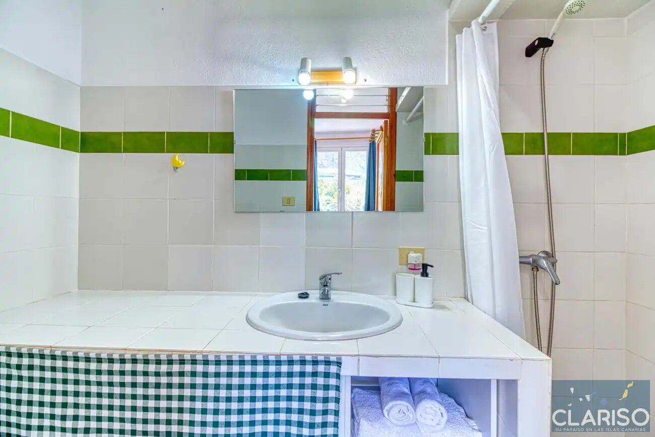 Apartamentos La Bayana 6: Ferienwohnung mit Meerblick direkt am Atlantik nahe Puerto Naos auf La Palma
