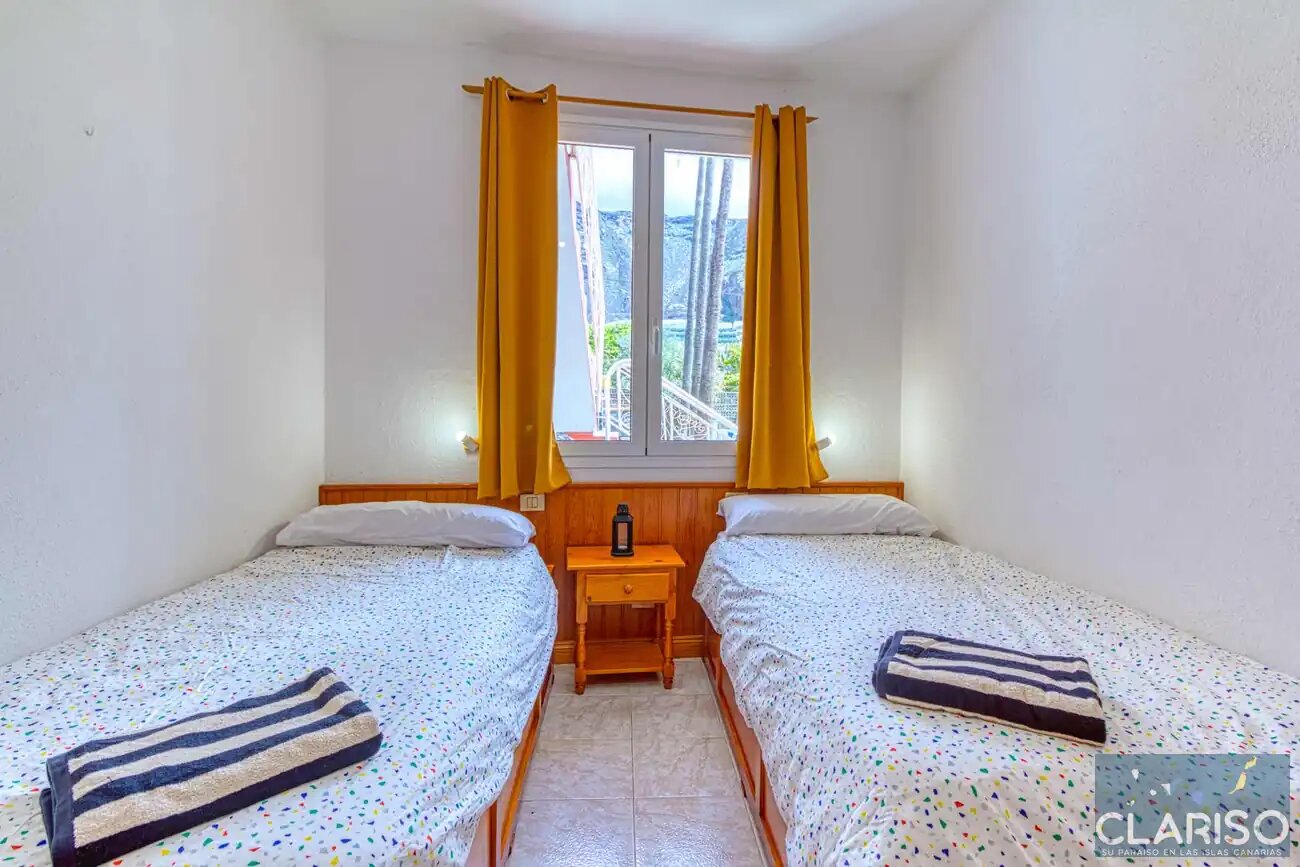 Apartamentos La Bayana 4: Ferienwohnung mit privatem Garten direkt am Atlantik nahe Puerto Naos auf La Palma