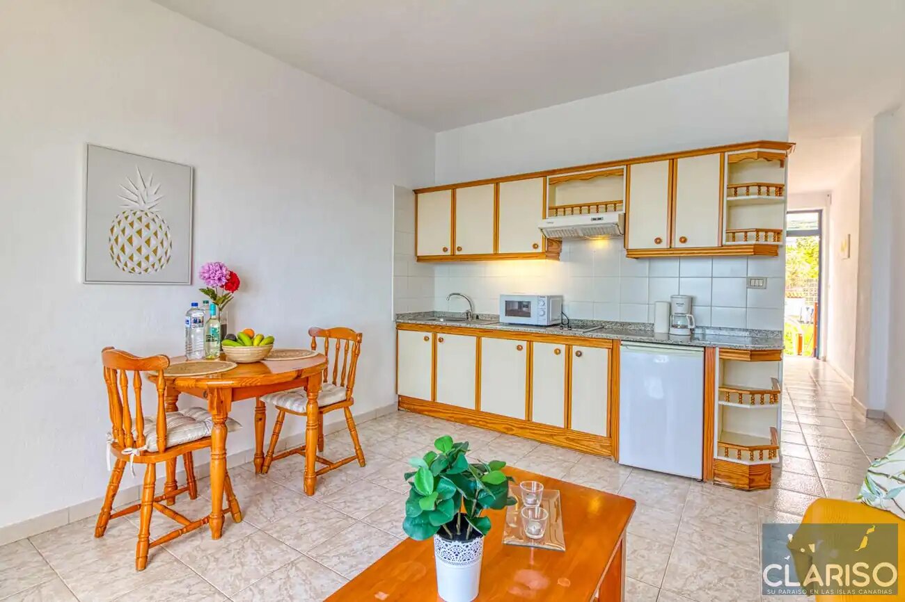 Apartamentos La Bayana 4: Ferienwohnung mit privatem Garten direkt am Atlantik nahe Puerto Naos auf La Palma