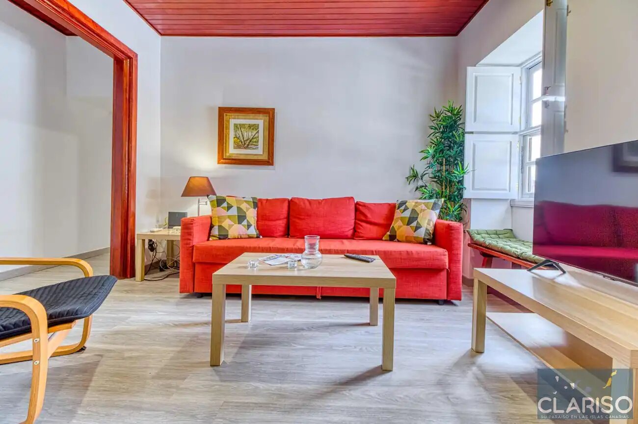 Casa Tilola: Liebevoll renoviertes Stadthaus mit geschütztem Außenhof in Los Llanos de Aridane auf La Palma
