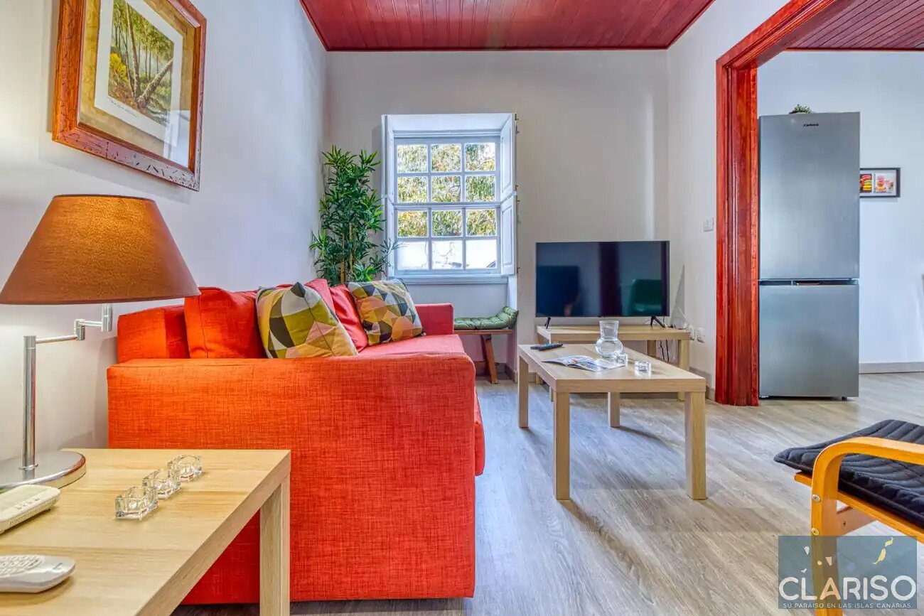 Casa Tilola: Liebevoll renoviertes Stadthaus mit geschütztem Außenhof in Los Llanos de Aridane auf La Palma