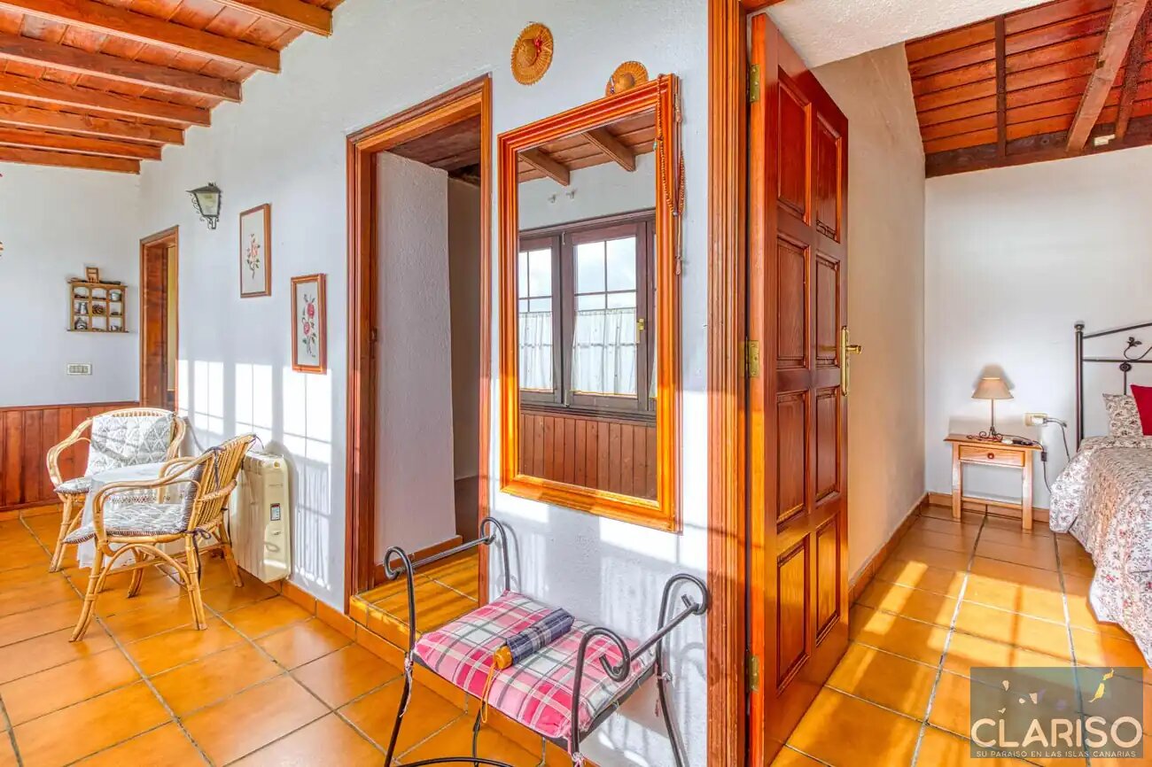 Casa Rural Emilia: Kanarisches Steinhaus mit Holzdecken und Pool auf 718 m in Tijarafe auf La Palma