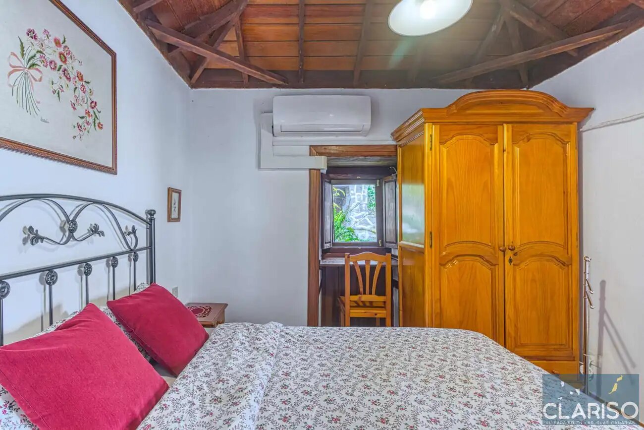 Casa Rural Emilia: Kanarisches Steinhaus mit Holzdecken und Pool auf 718 m in Tijarafe auf La Palma