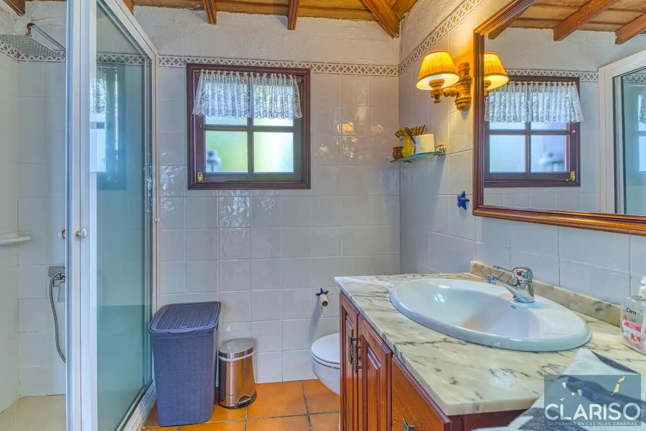 Casa Rural Emilia: Kanarisches Steinhaus mit Holzdecken und Pool auf 718 m in Tijarafe auf La Palma