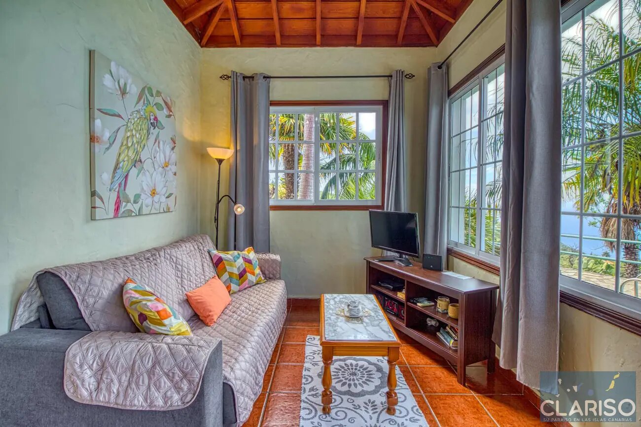 Casa Pedro: Ferienhaus mit Pool und Meerblick auf 793 m in der Natur von Tijarafe auf La Palma