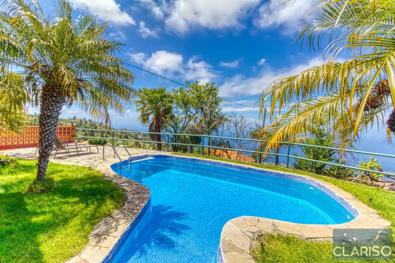 Casa Pedro: Ferienhaus mit Pool und Meerblick auf 793 m in der Natur von Tijarafe auf La Palma