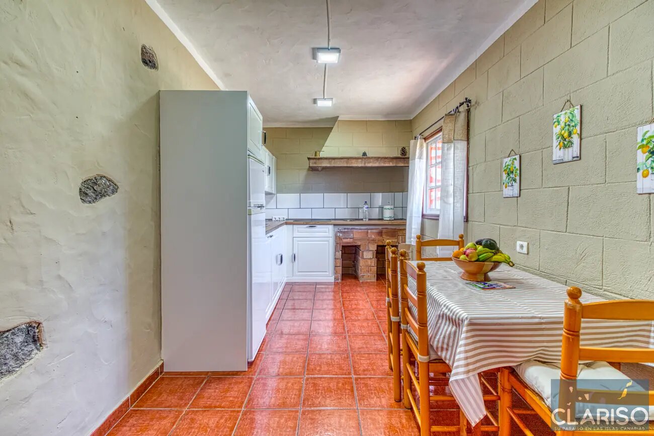 Casa Pedro: Ferienhaus mit Pool und Meerblick auf 793 m in der Natur von Tijarafe auf La Palma