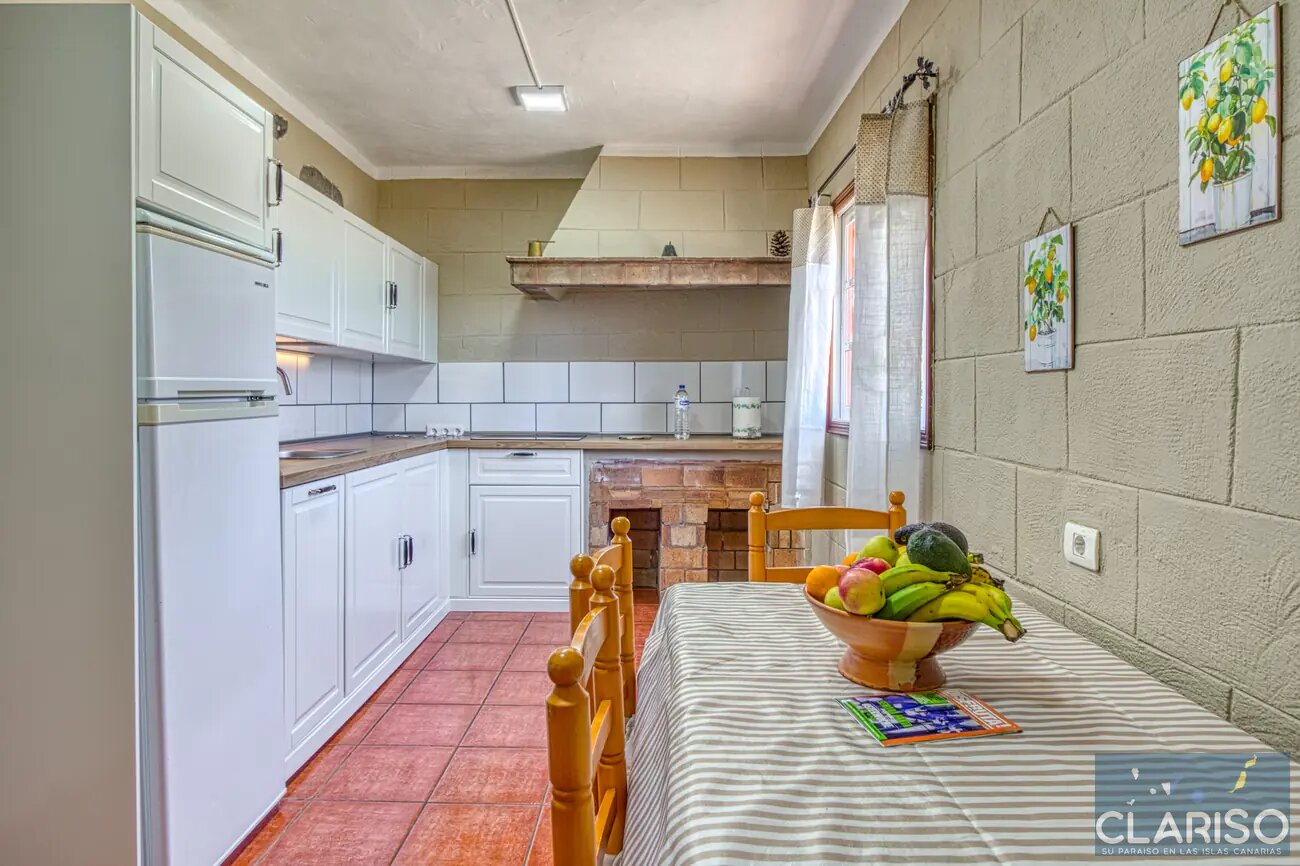 Casa Pedro: Ferienhaus mit Pool und Meerblick auf 793 m in der Natur von Tijarafe auf La Palma