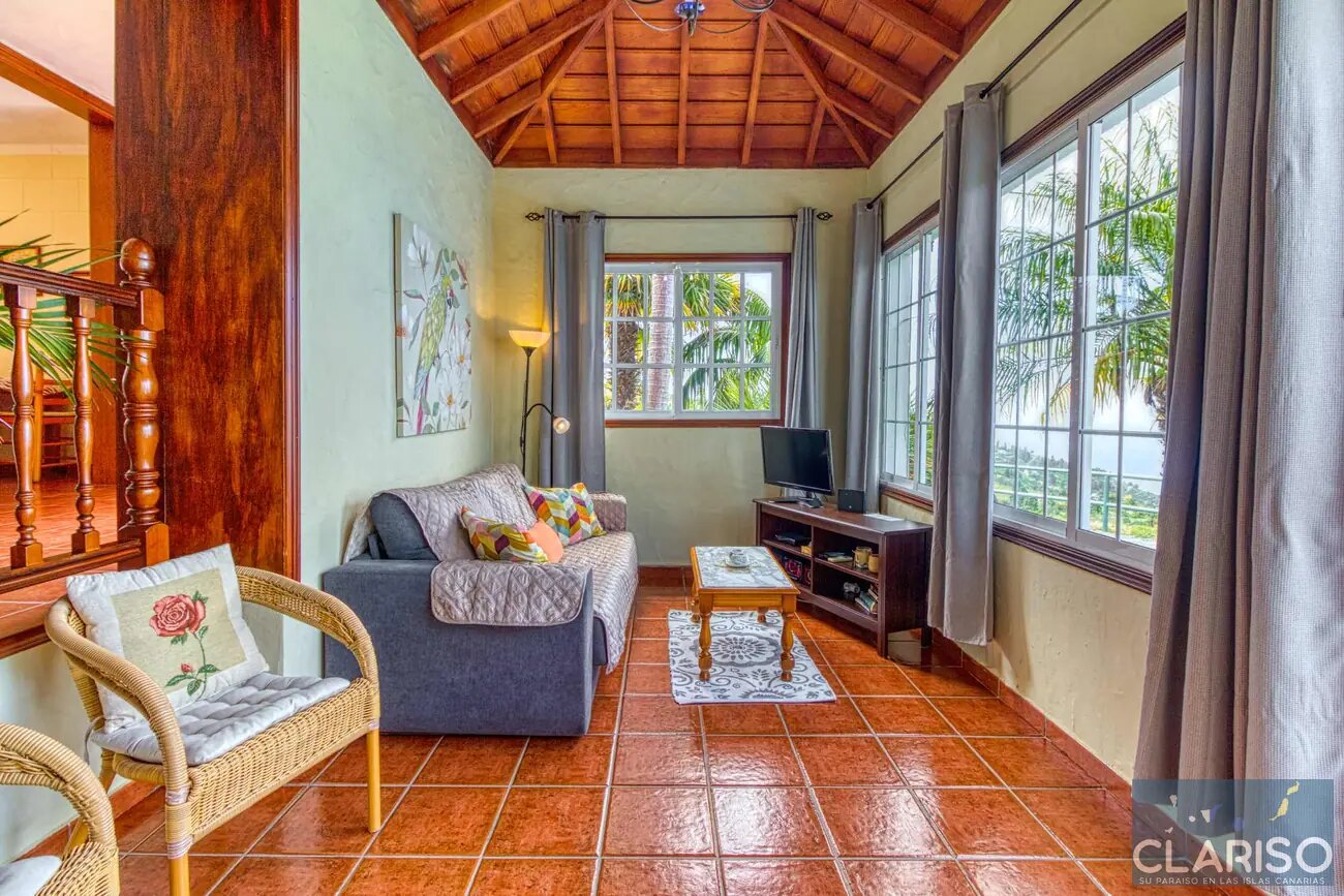 Casa Pedro: Ferienhaus mit Pool und Meerblick auf 793 m in der Natur von Tijarafe auf La Palma