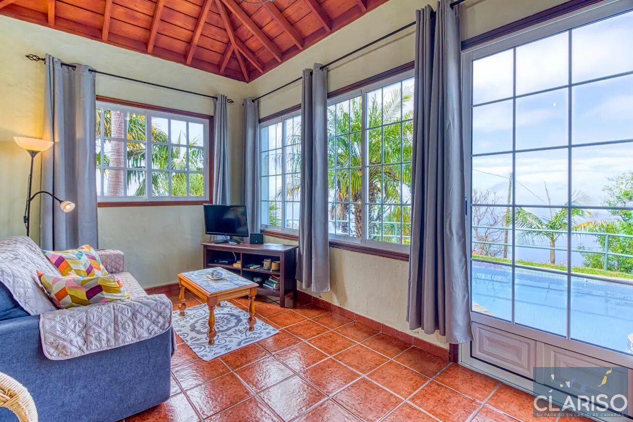 Casa Pedro: Ferienhaus mit Pool und Meerblick auf 793 m in der Natur von Tijarafe auf La Palma