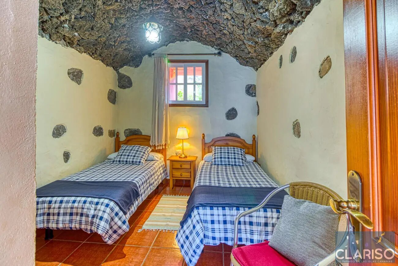 Casa Pedro: Ferienhaus mit Pool und Meerblick auf 793 m in der Natur von Tijarafe auf La Palma
