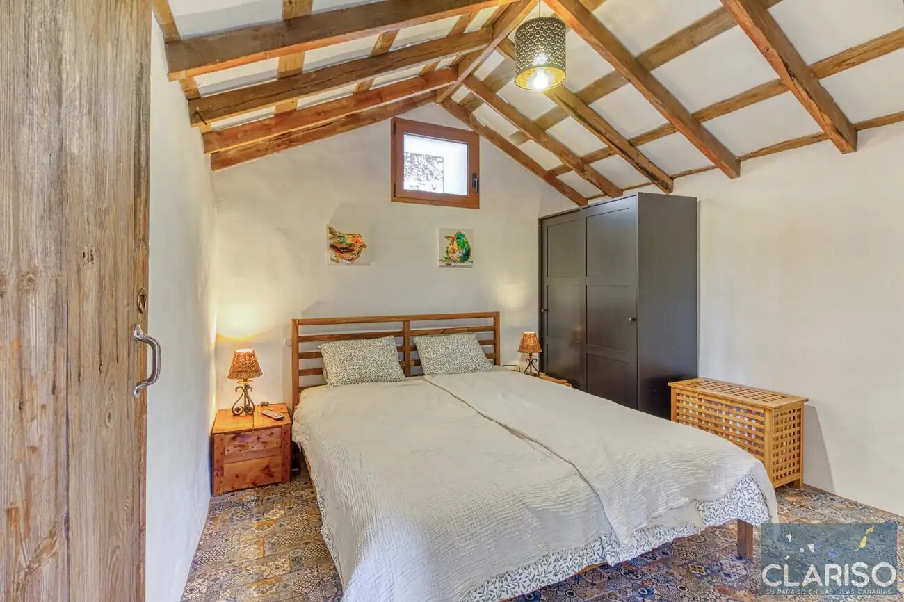 Bodega Linda: Renovierte ehemalige Bodega mit Liegepool auf 1304 m in den Weinbergen von Puntagorda auf La Palma