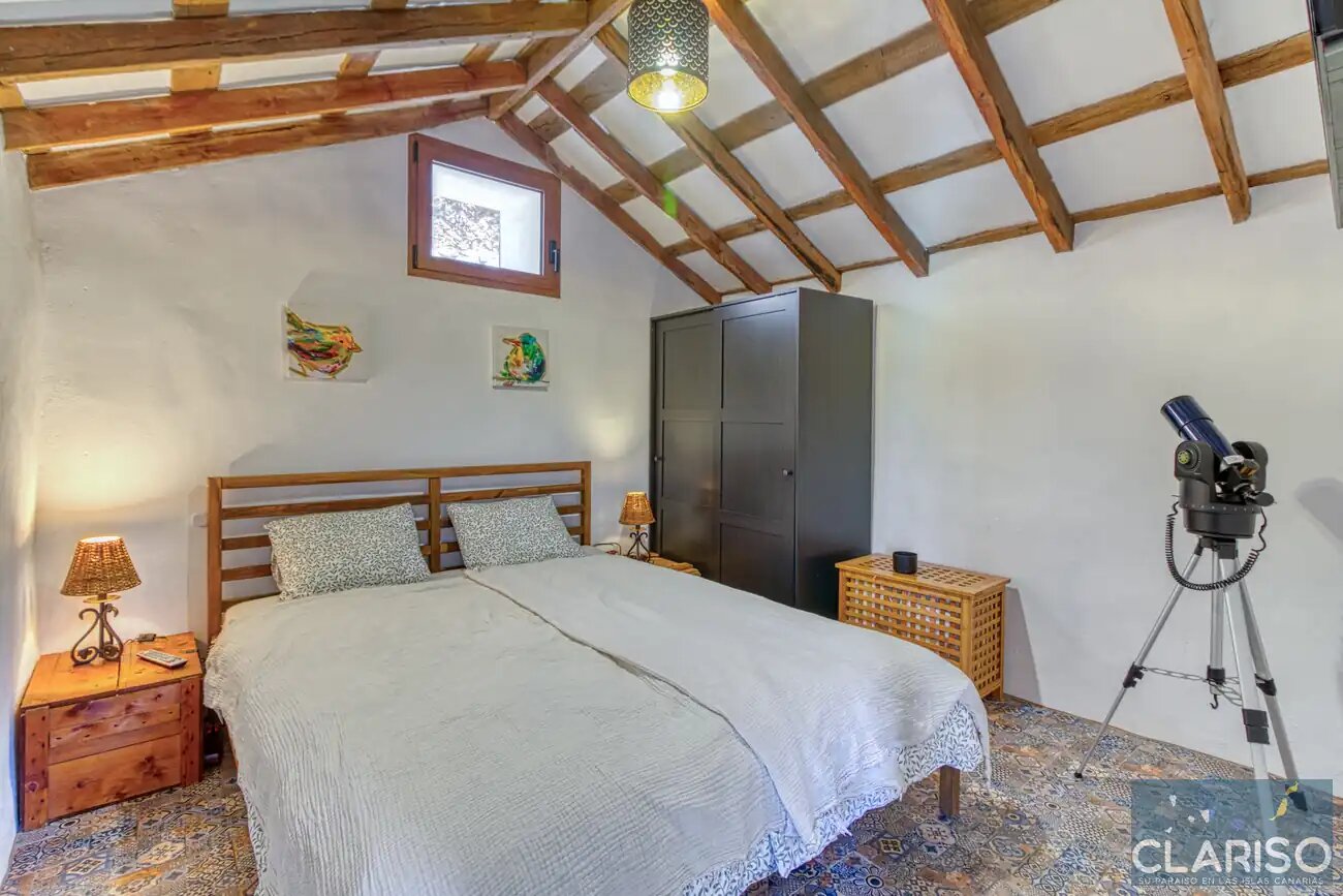 Bodega Linda: Renovierte ehemalige Bodega mit Liegepool auf 1304 m in den Weinbergen von Puntagorda auf La Palma