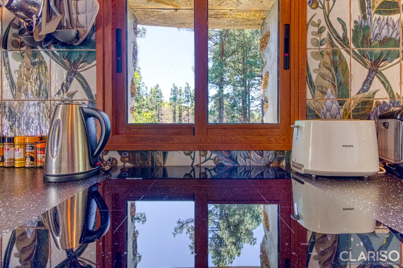 Bodega Linda: Renovierte ehemalige Bodega mit Liegepool auf 1304 m in den Weinbergen von Puntagorda auf La Palma