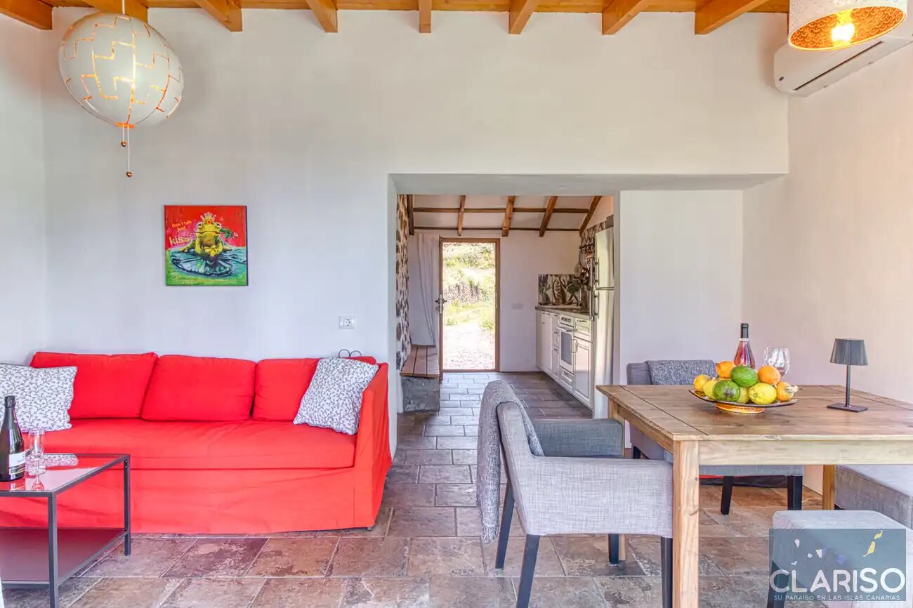 Bodega Linda: Renovierte ehemalige Bodega mit Liegepool auf 1304 m in den Weinbergen von Puntagorda auf La Palma