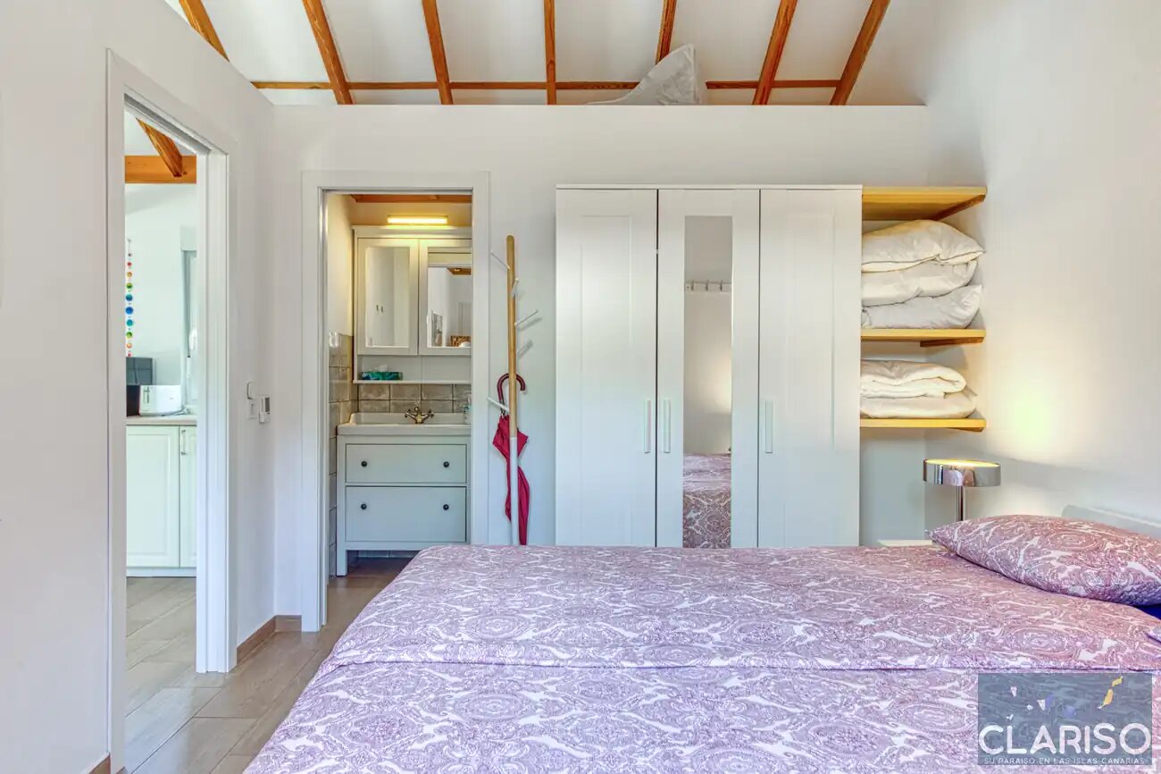 Casa Mesigresi: Ehemalige Schreinerei als Designferienhaus mit solargeheiztem Pool in Puntagorda auf La Palma
