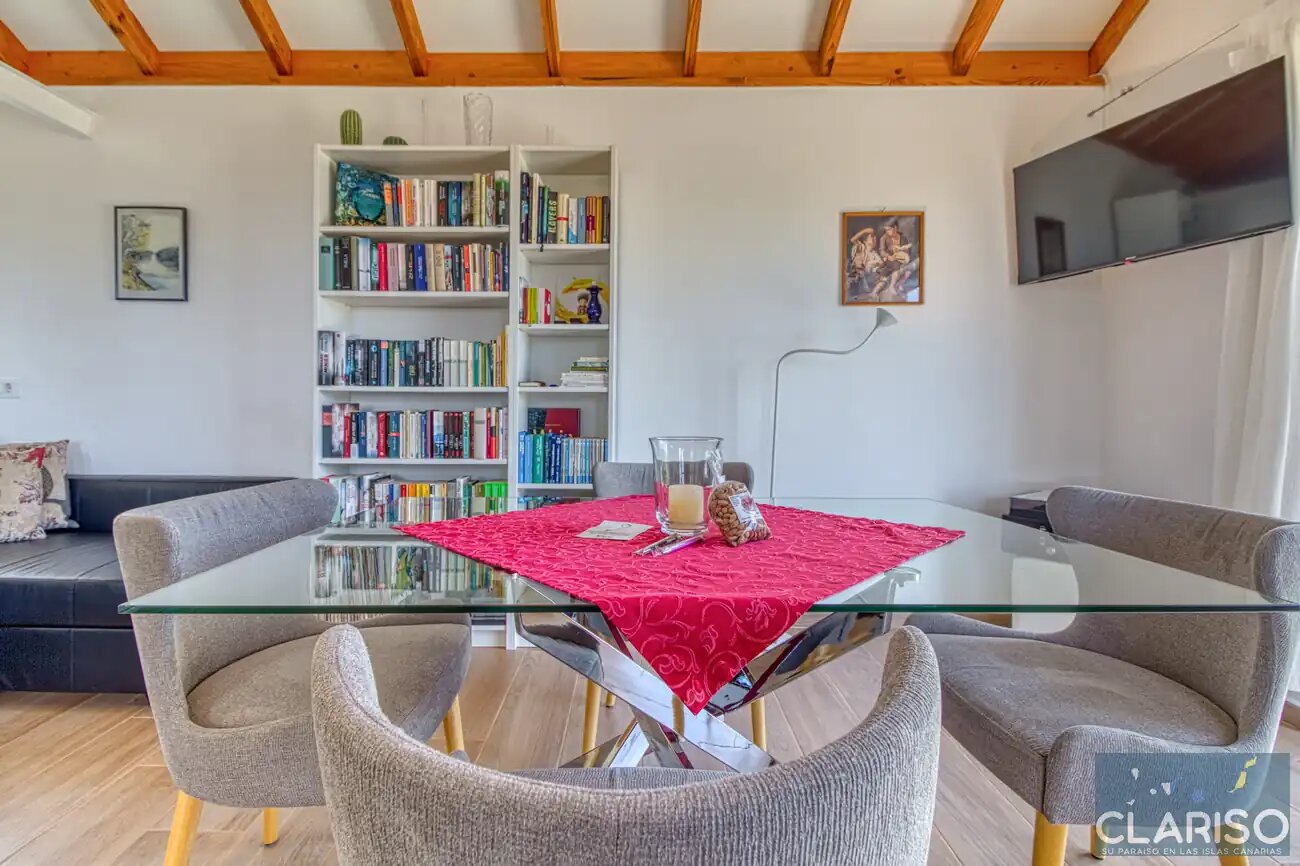Casa Mesigresi: Ehemalige Schreinerei als Designferienhaus mit solargeheiztem Pool in Puntagorda auf La Palma