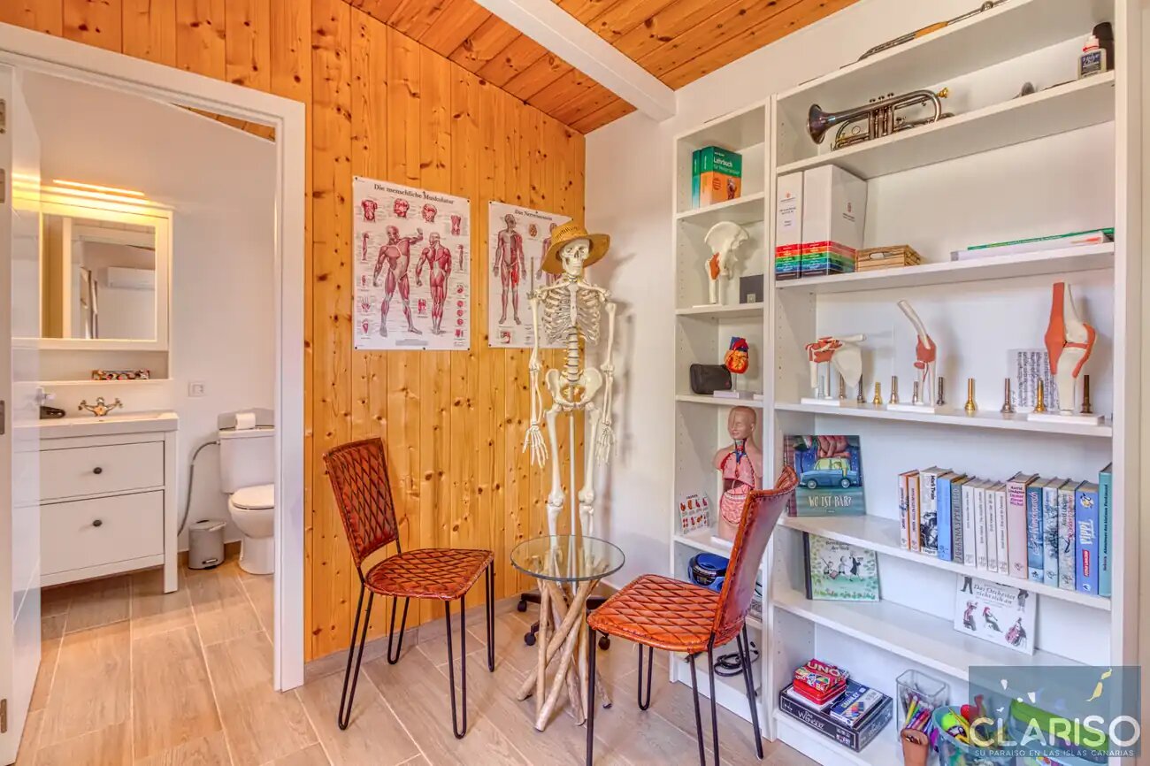 Casa Mesigresi: Ehemalige Schreinerei als Designferienhaus mit solargeheiztem Pool in Puntagorda auf La Palma