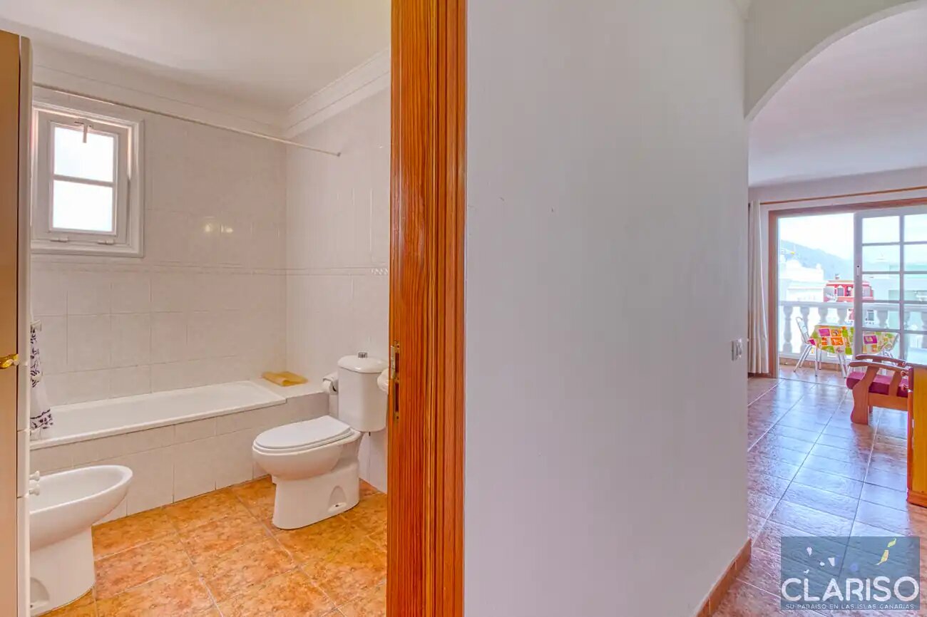 Apartamento Roque Horizonte: Ferienwohnung mit Balkon und seitlichem Meerblick nahe dem Strand in Puerto Naos auf La Palma