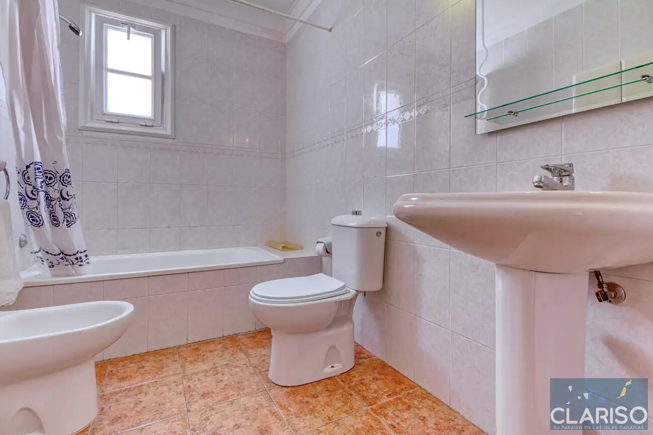 Apartamento Roque Horizonte: Ferienwohnung mit Balkon und seitlichem Meerblick nahe dem Strand in Puerto Naos auf La Palma