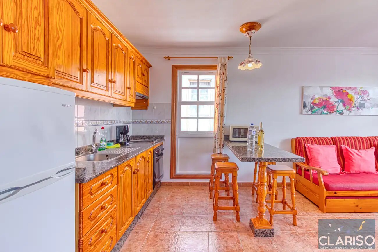 Apartamento Roque Horizonte: Ferienwohnung mit Balkon und seitlichem Meerblick nahe dem Strand in Puerto Naos auf La Palma
