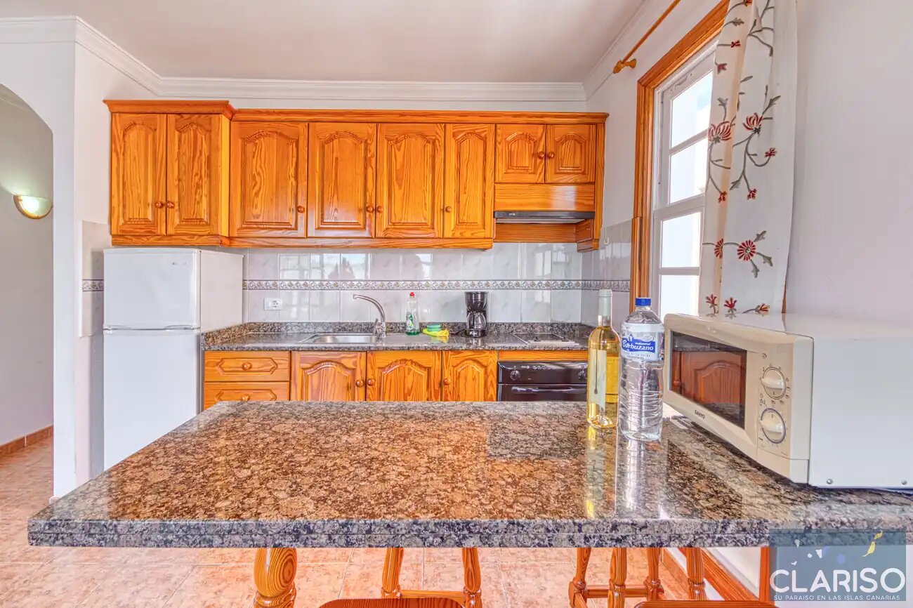 Apartamento Roque Horizonte: Ferienwohnung mit Balkon und seitlichem Meerblick nahe dem Strand in Puerto Naos auf La Palma