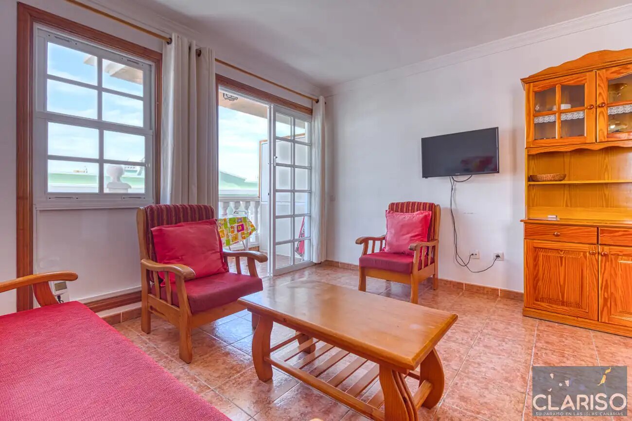 Apartamento Roque Horizonte: Ferienwohnung mit Balkon und seitlichem Meerblick nahe dem Strand in Puerto Naos auf La Palma