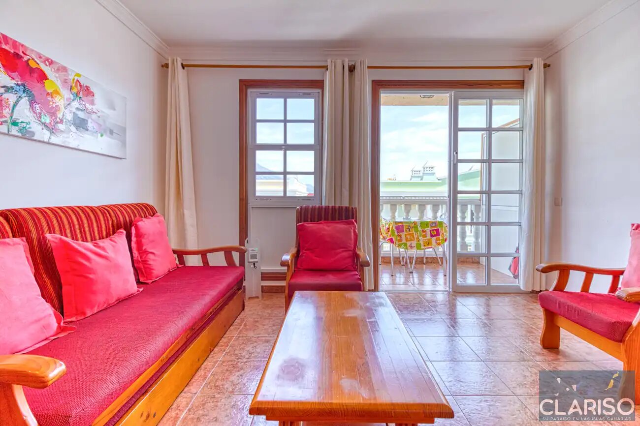 Apartamento Roque Horizonte: Ferienwohnung mit Balkon und seitlichem Meerblick nahe dem Strand in Puerto Naos auf La Palma