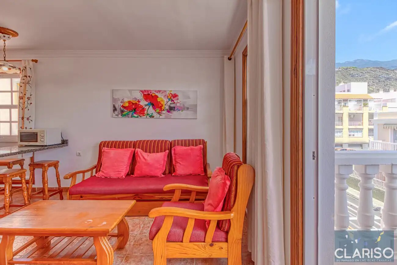 Apartamento Roque Horizonte: Ferienwohnung mit Balkon und seitlichem Meerblick nahe dem Strand in Puerto Naos auf La Palma