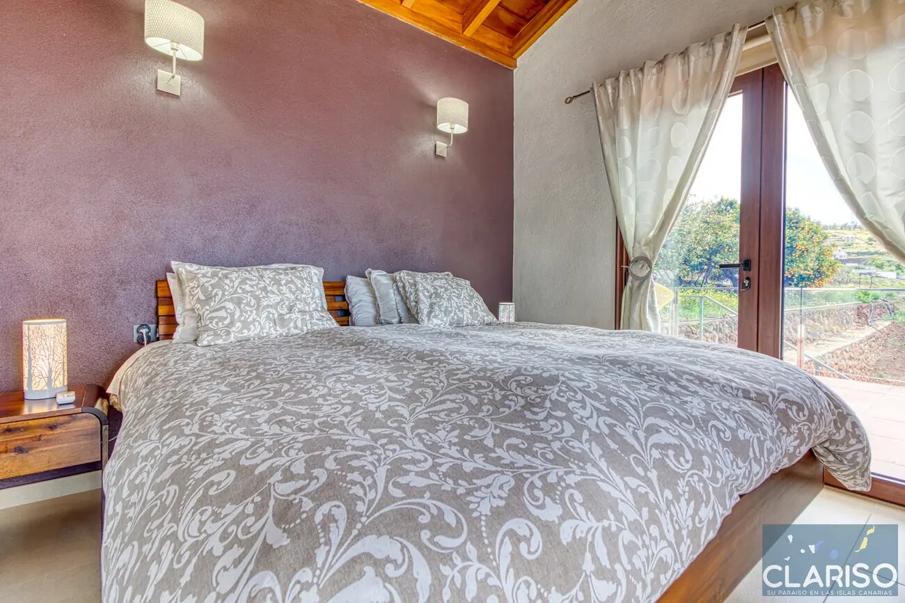 Casa El Peral: Architektenhaus mit Panoramaterrasse und getrennten Schlafflügeln in Puntagorda auf La Palma