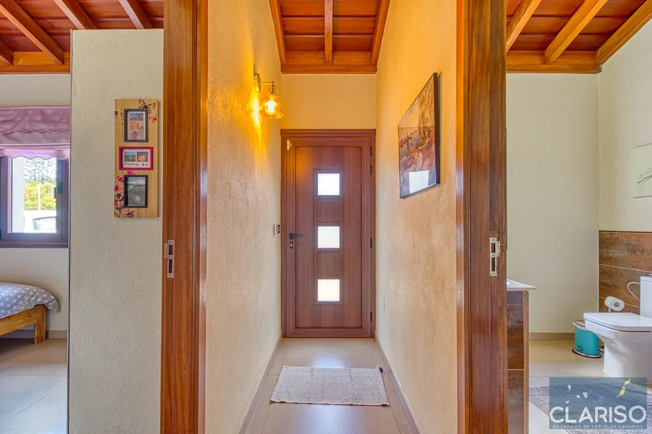 Casa El Peral: Architektenhaus mit Panoramaterrasse und getrennten Schlafflügeln in Puntagorda auf La Palma