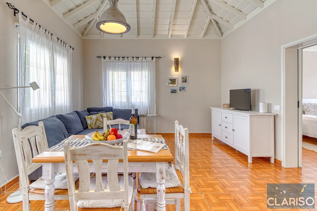 Casa Estrelicia: Apartment mit weißer kanarischer Holzdecke und Gemeinschaftspool in El Paso auf La Palma