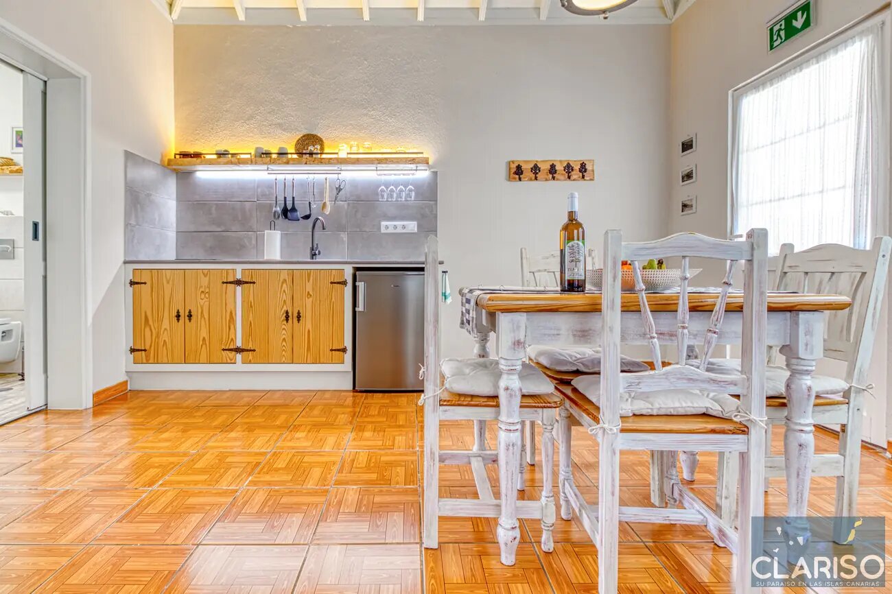 Casa Estrelicia: Apartment mit weißer kanarischer Holzdecke und Gemeinschaftspool in El Paso auf La Palma
