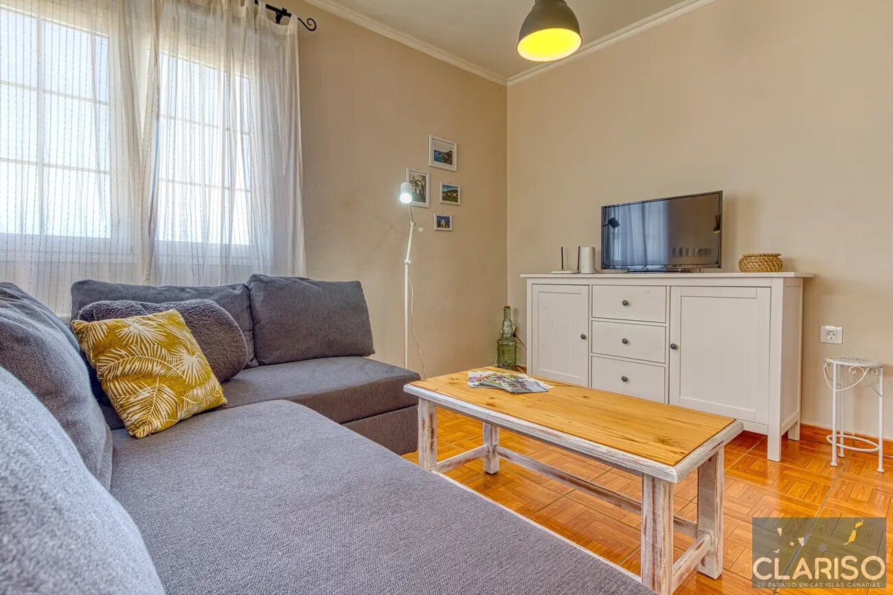 Casa Palmera El Paso: Apartment mit Vulkanblick von der überdachten Terrasse in La Pequeña Maravilla auf La Palma