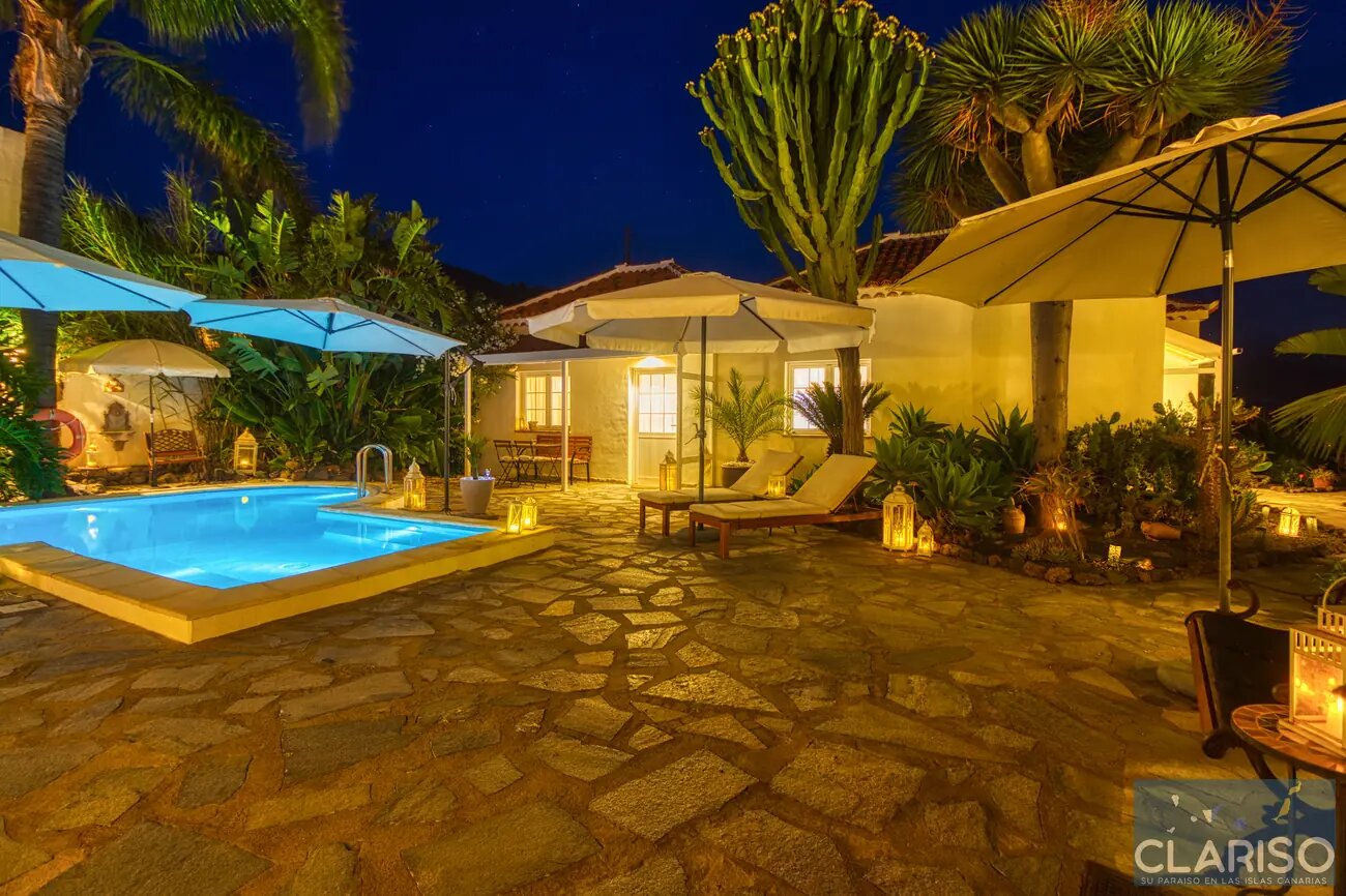 Casa Palmera El Paso: Apartment mit Vulkanblick von der überdachten Terrasse in La Pequeña Maravilla auf La Palma