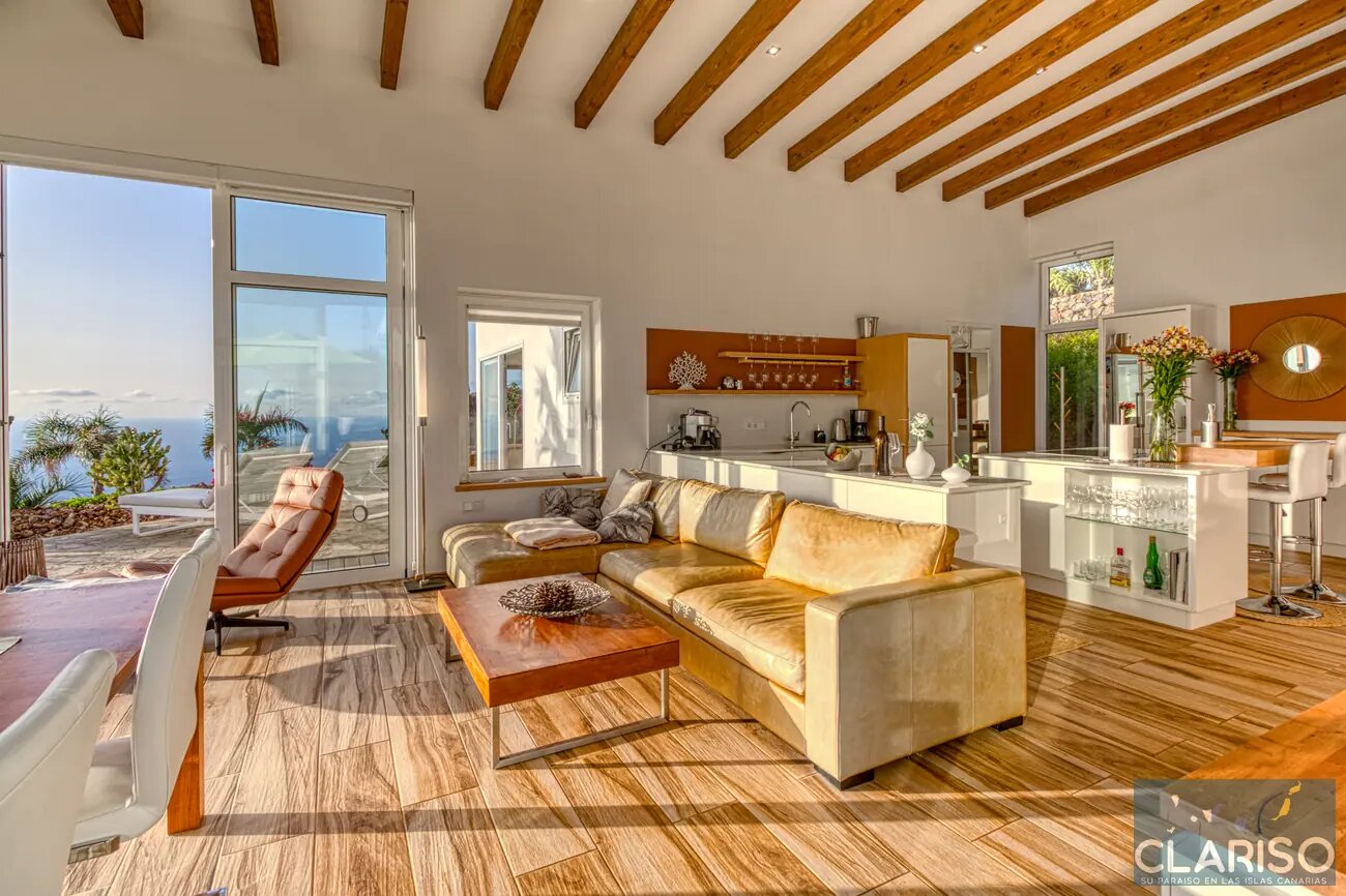 Villa Perla del Mar: Luxusvilla mit Fußbodenheizung und Infinity-Salzwasserpool an der Steilküste von Puntagorda auf La Palma