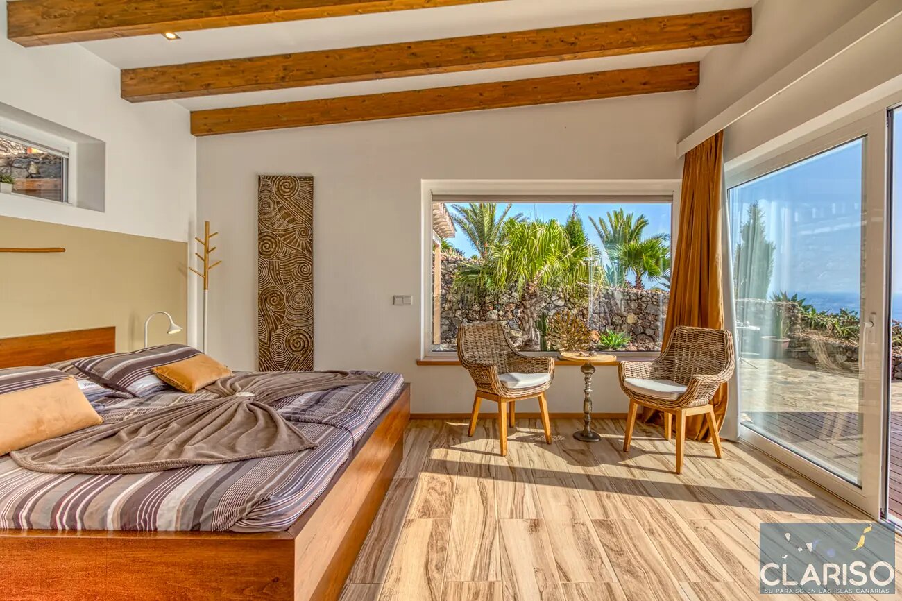 Villa Perla del Mar: Luxusvilla mit Fußbodenheizung und Infinity-Salzwasserpool an der Steilküste von Puntagorda auf La Palma