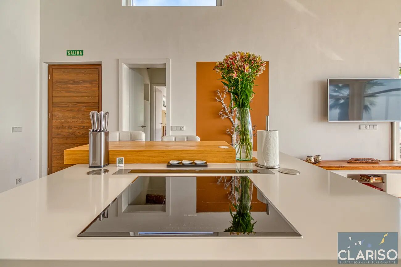 Villa Perla del Mar: Luxusvilla mit Fußbodenheizung und Infinity-Salzwasserpool an der Steilküste von Puntagorda auf La Palma