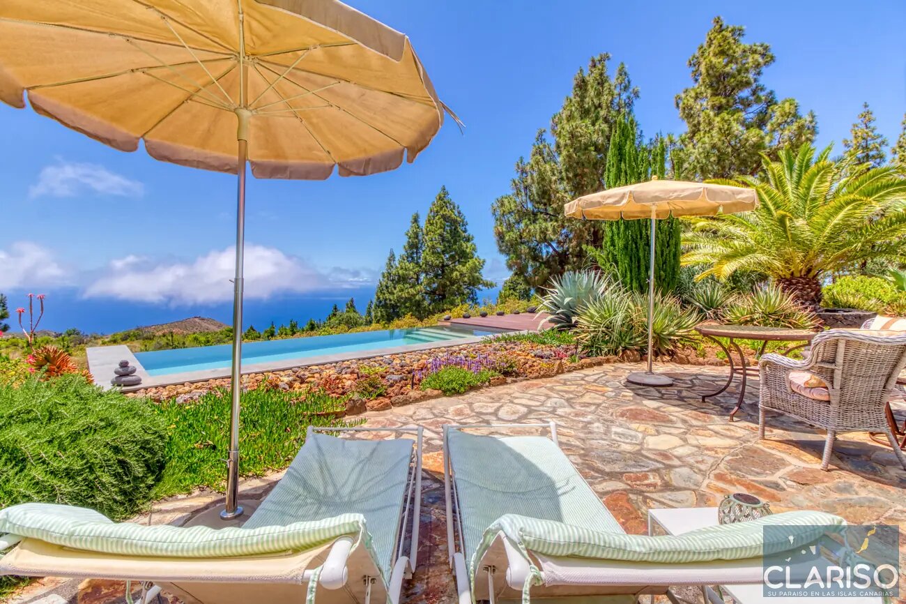 Villa Miramatos: Ferienhaus mit Infinity-Pool und Blick auf Pinien und Mirador Matos in Puntagorda auf La Palma