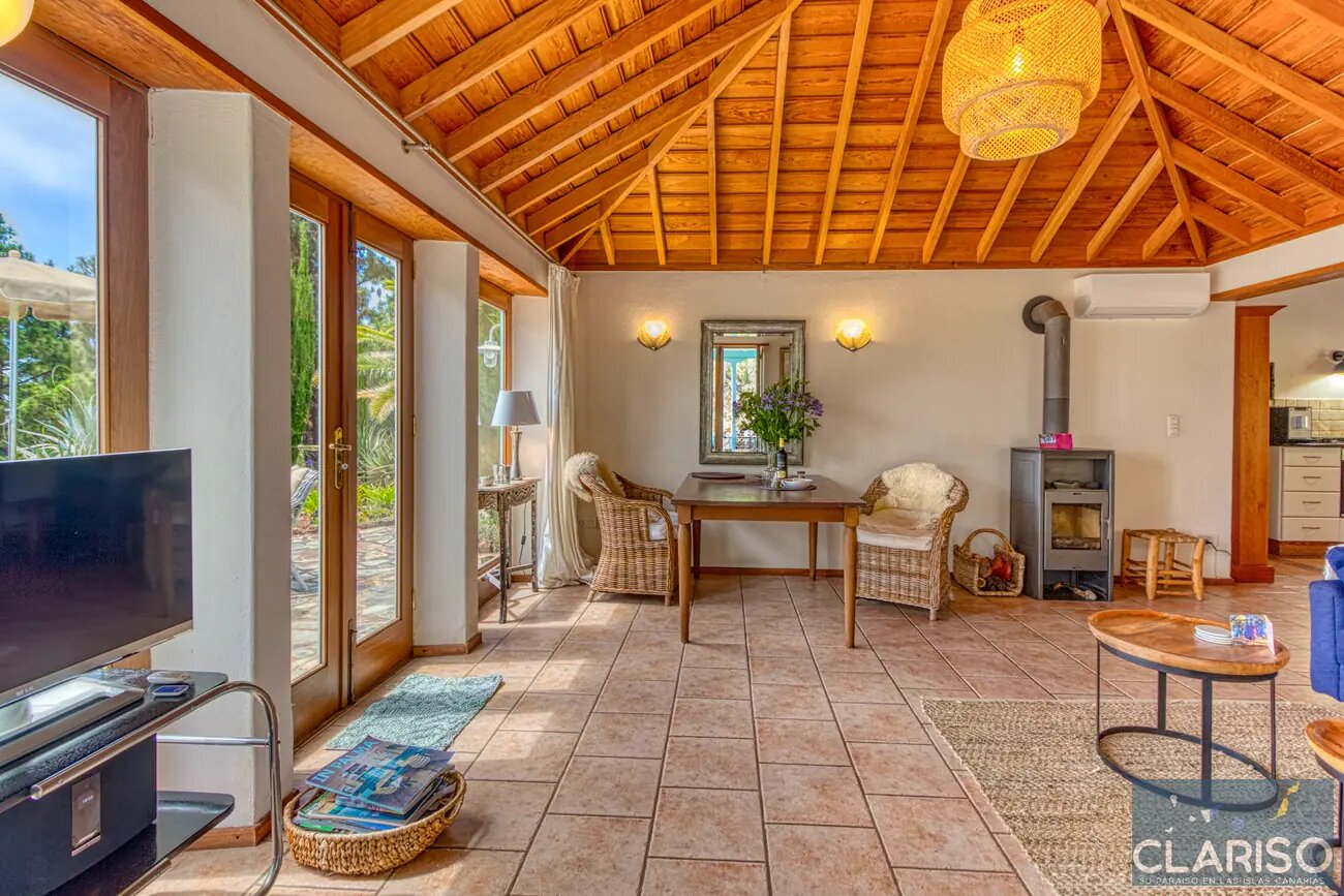 Villa Miramatos: Ferienhaus mit Infinity-Pool und Blick auf Pinien und Mirador Matos in Puntagorda auf La Palma